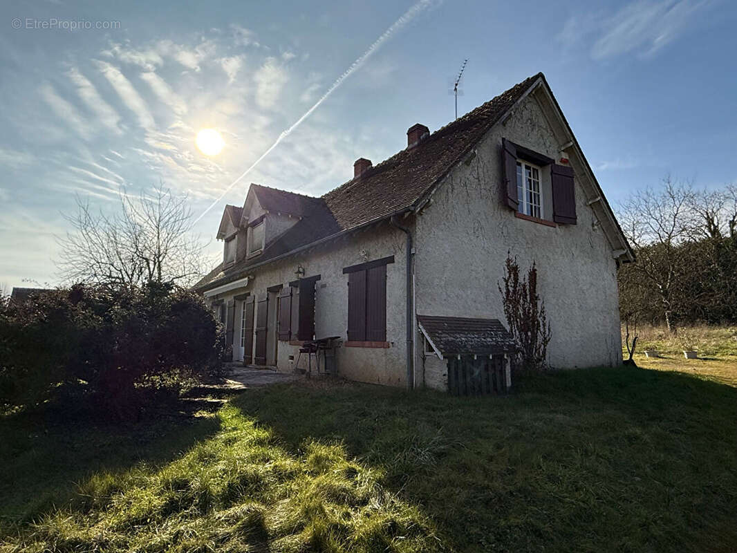 Maison à SAINT-MARTIN-D&#039;AUXIGNY