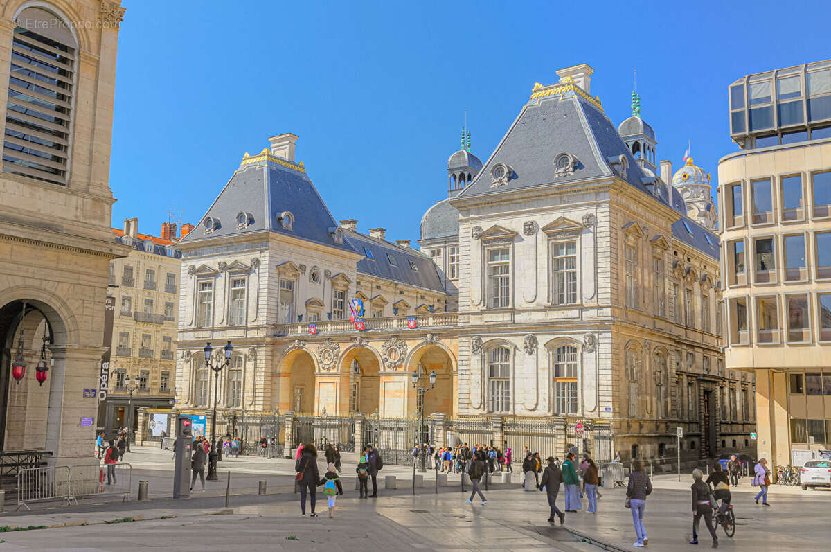 Appartement à LYON-1E