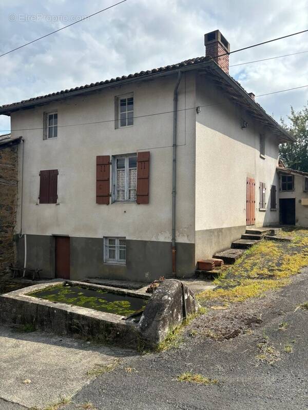 Appartement à ORADOUR-SUR-VAYRES