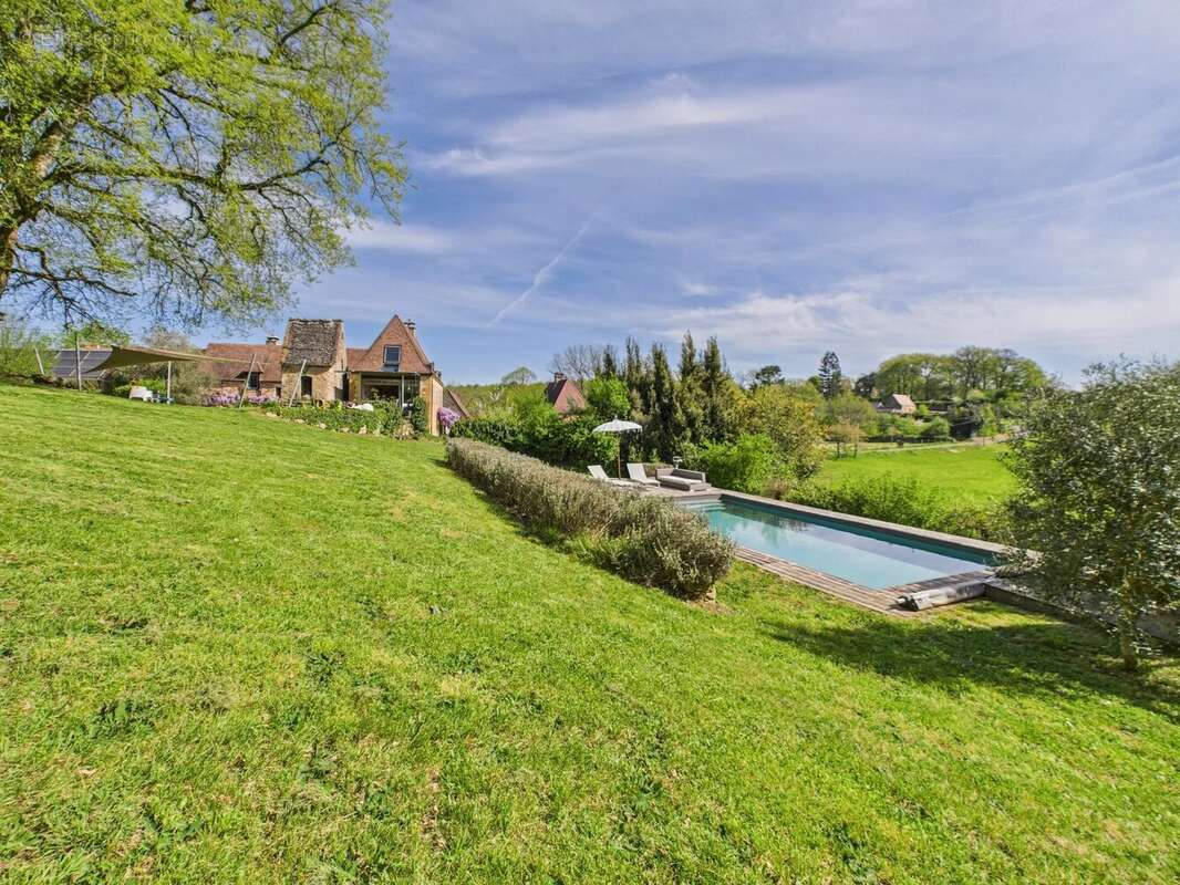 Maison à SAINT-CYPRIEN