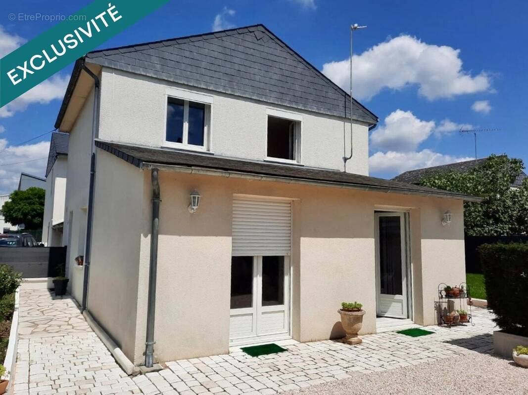 Photo 1 - Maison à NAZELLES-NEGRON