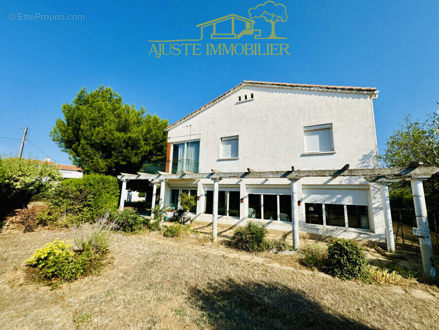 Maison à SAINT-VICTORET