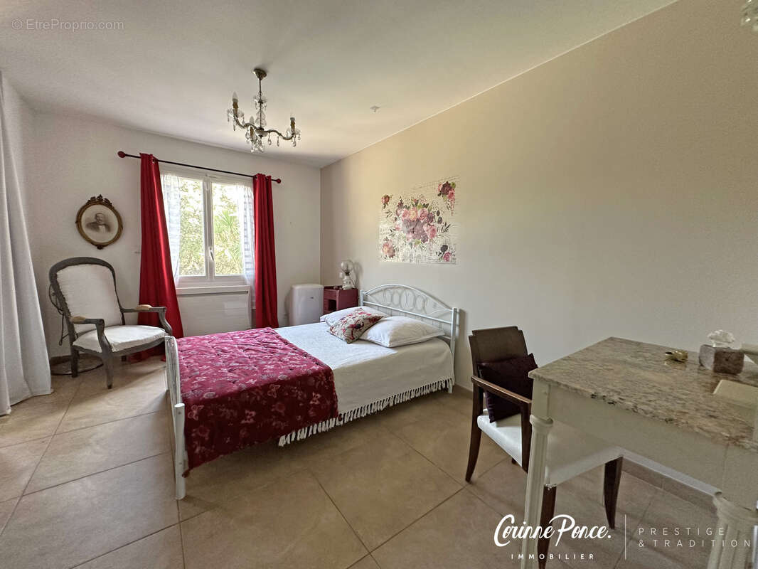 Maison à NIMES