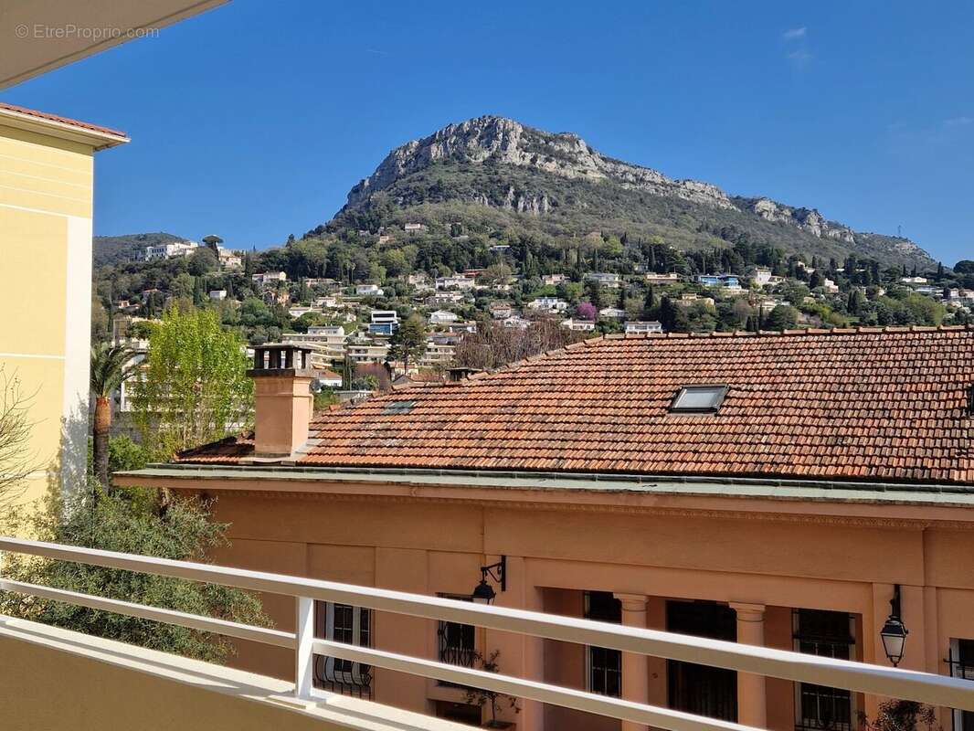 Appartement à VENCE