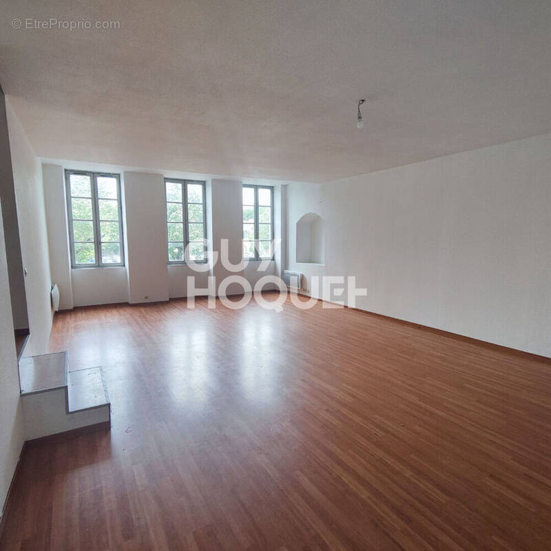 Appartement à GRENADE-SUR-L&#039;ADOUR