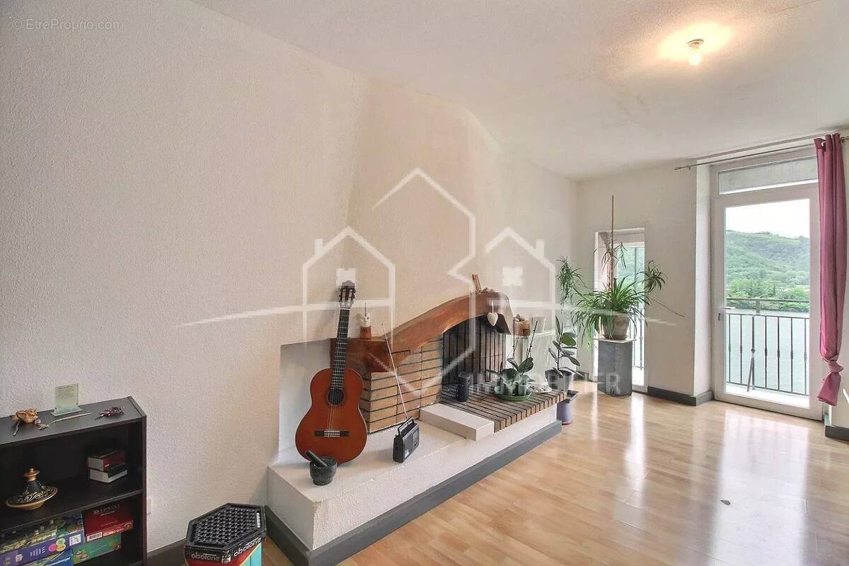 Appartement à SAINT-VALLIER