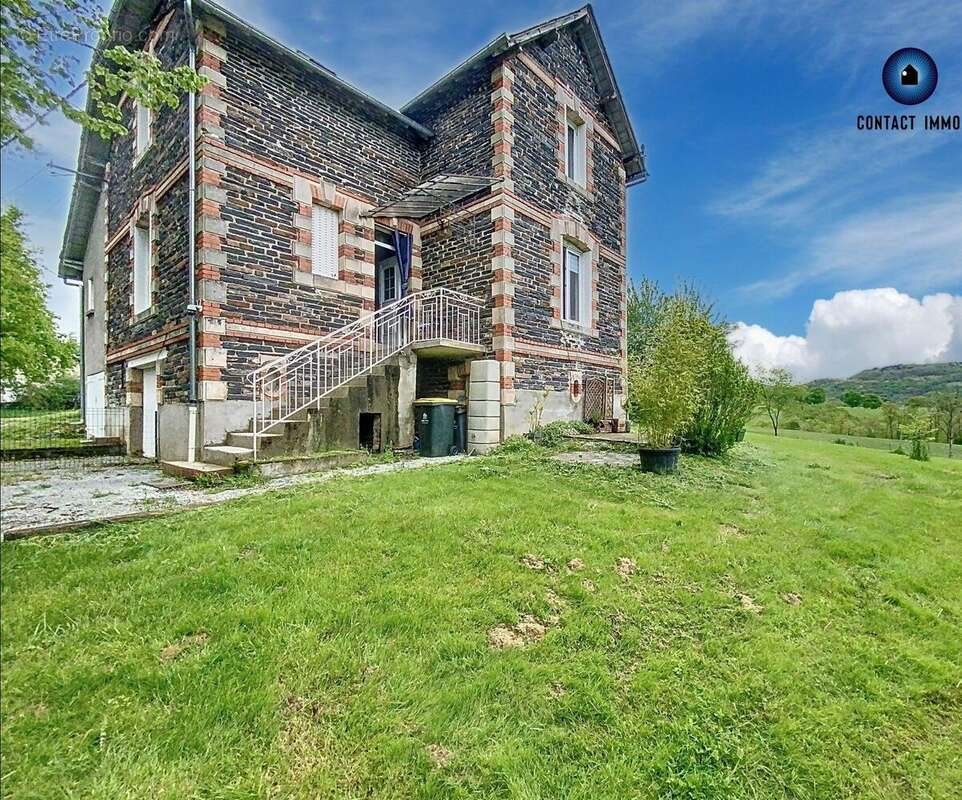 Maison à ALLASSAC