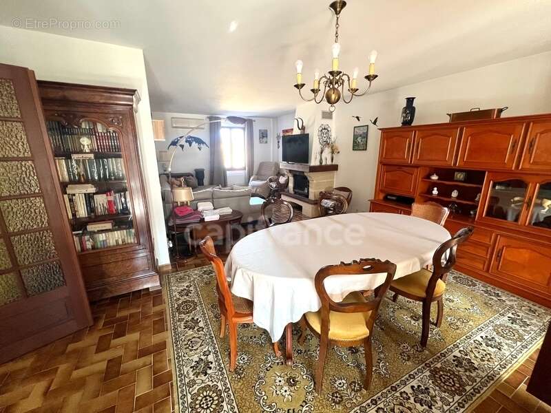 Maison à CERESTE