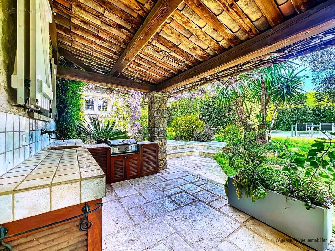 Maison à MOUGINS