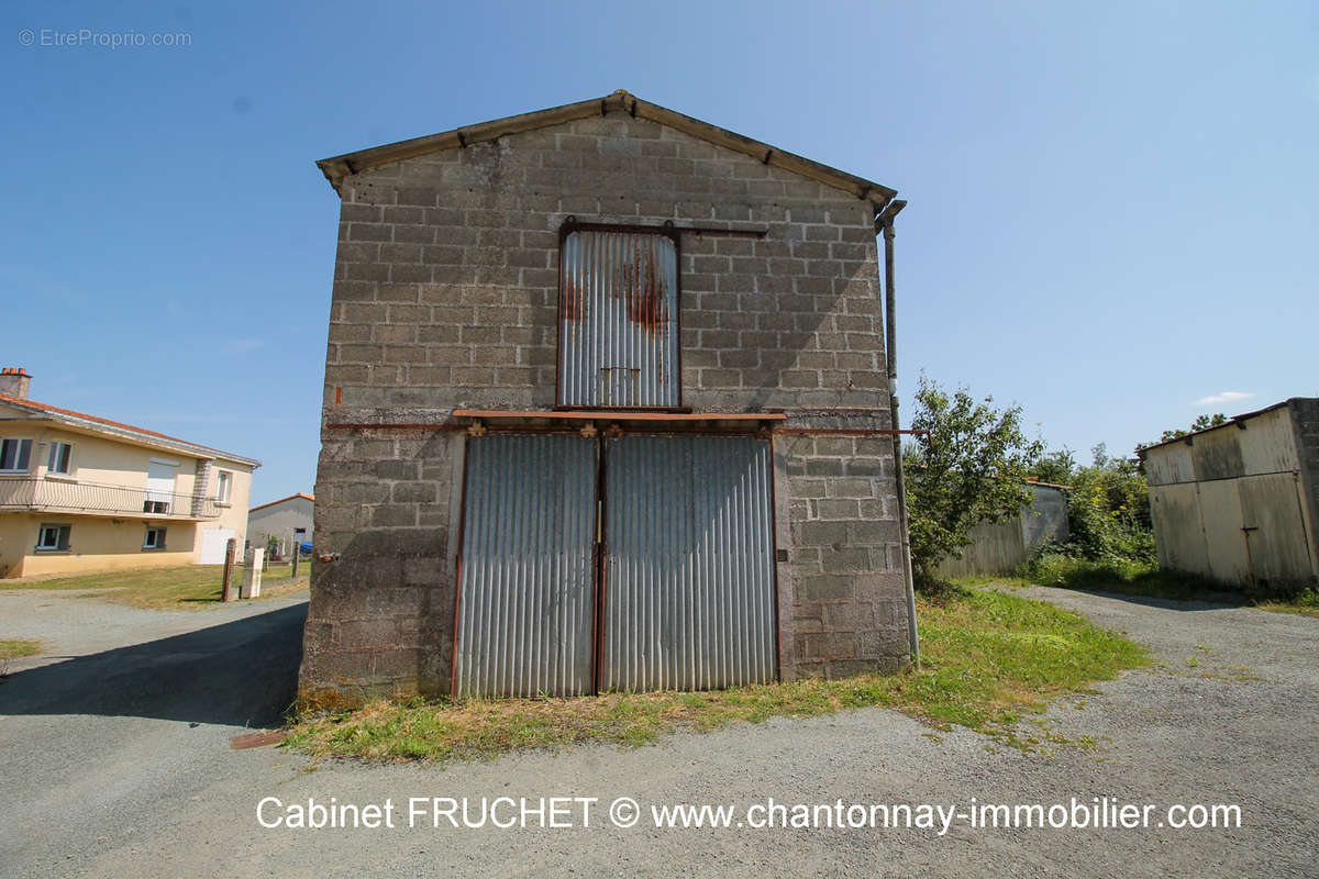 Maison à POUZAUGES