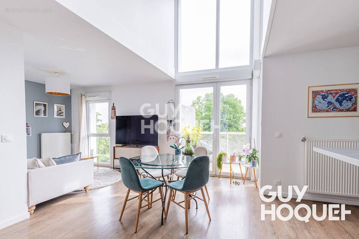 Appartement à VILLENEUVE-LE-ROI