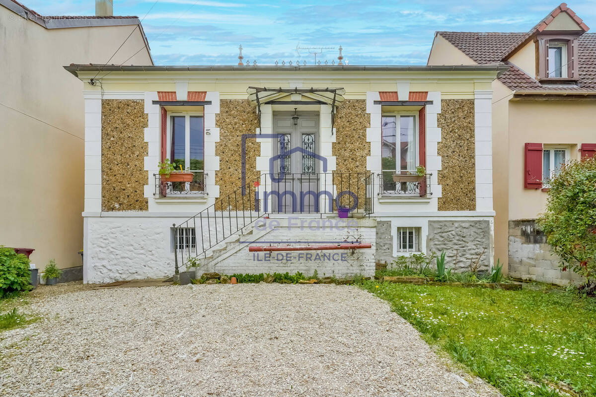 Maison à CHELLES