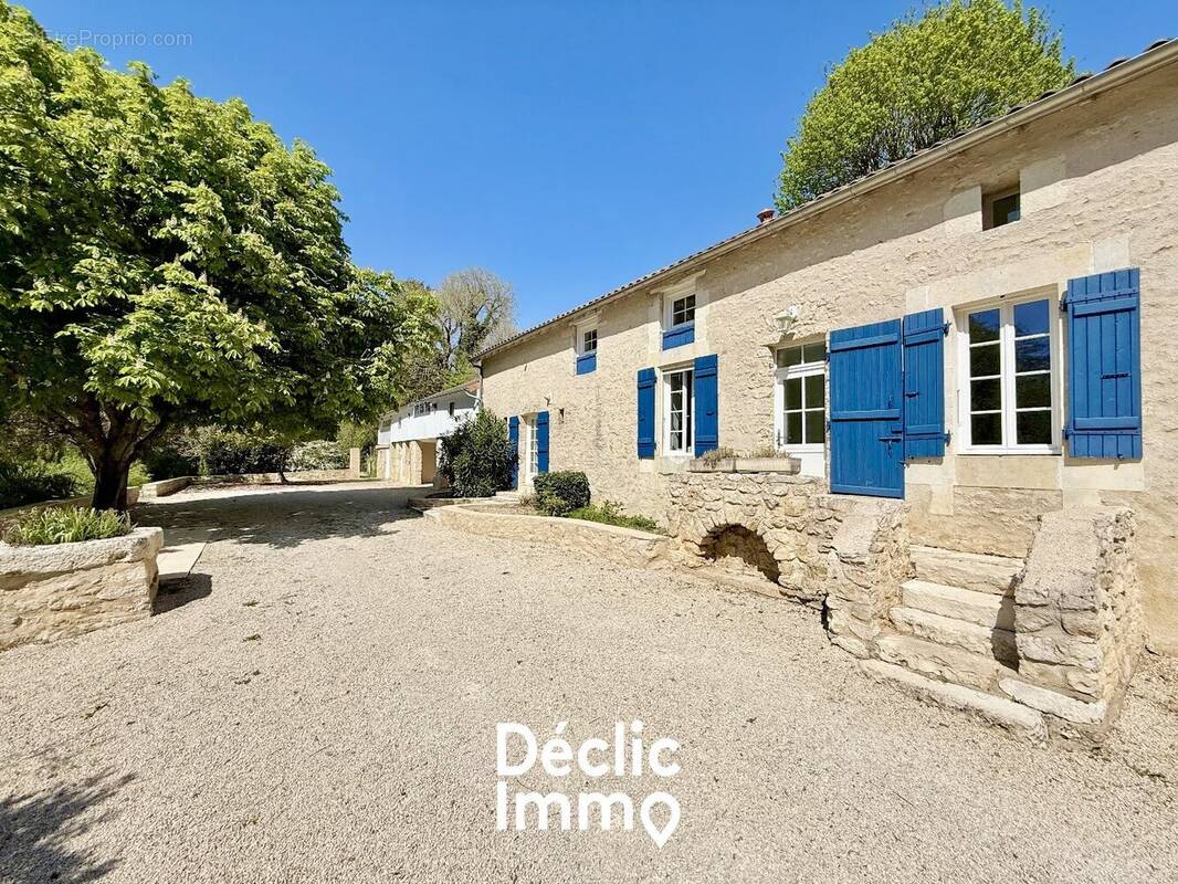 Maison à NIEUIL-L&#039;ESPOIR