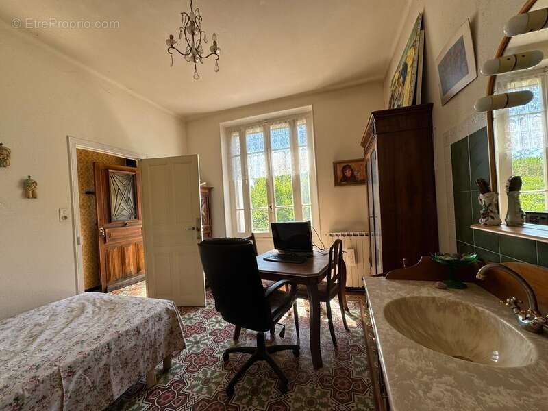 Maison à SAINT-MARTIN-DE-VALGALGUES