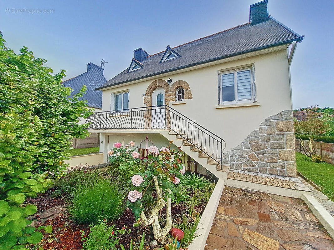 Maison à GUINGAMP