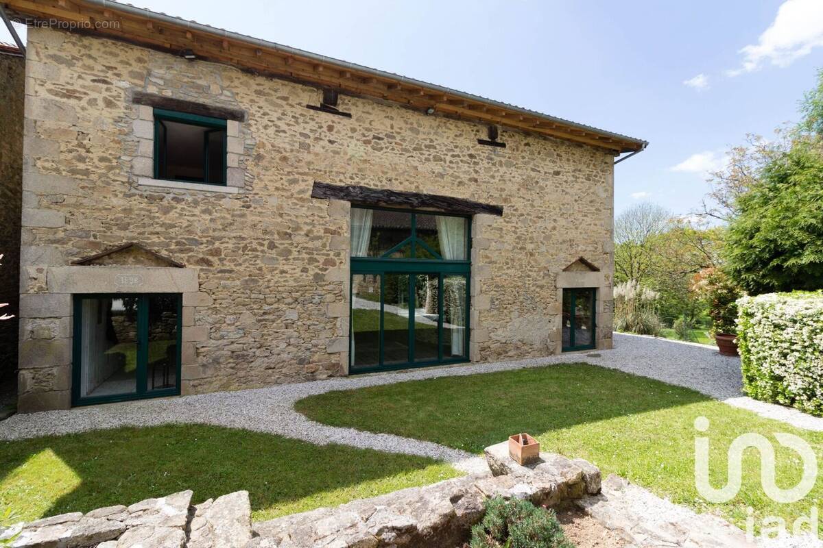 Photo 1 - Maison à VERNEUIL-SUR-VIENNE