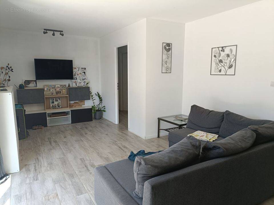 Maison à FOX-AMPHOUX