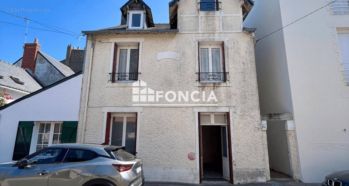 Maison à LE POULIGUEN