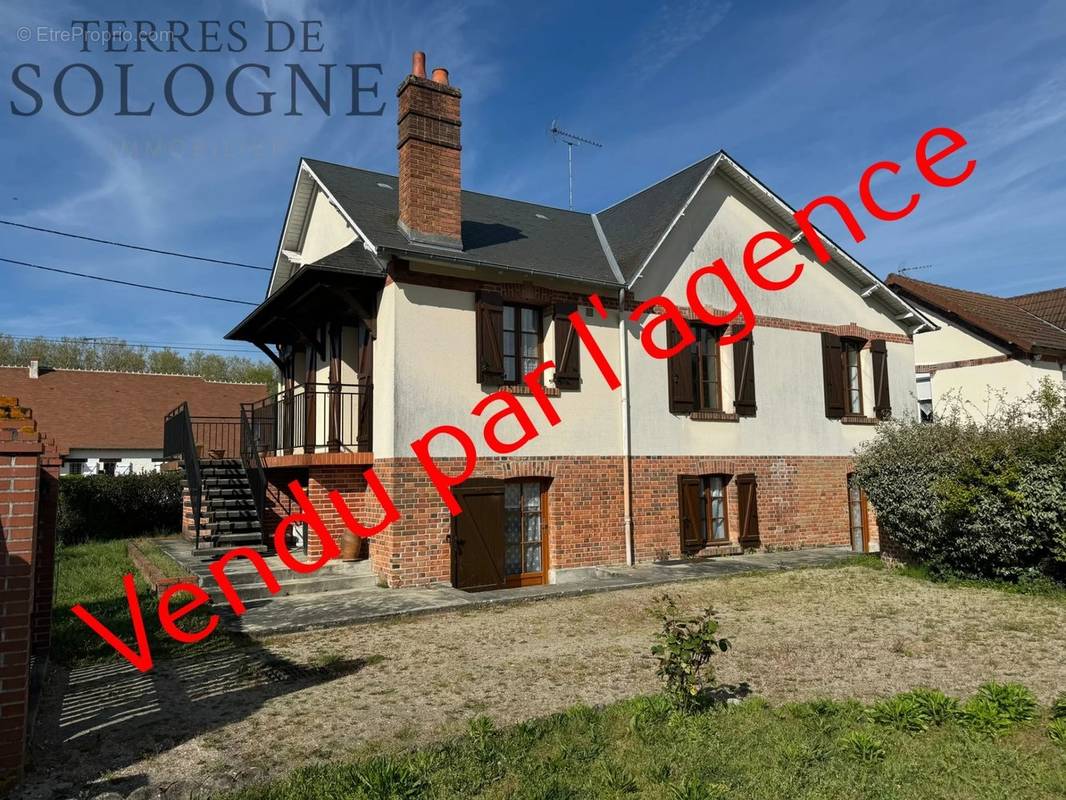 Maison à LAMOTTE-BEUVRON