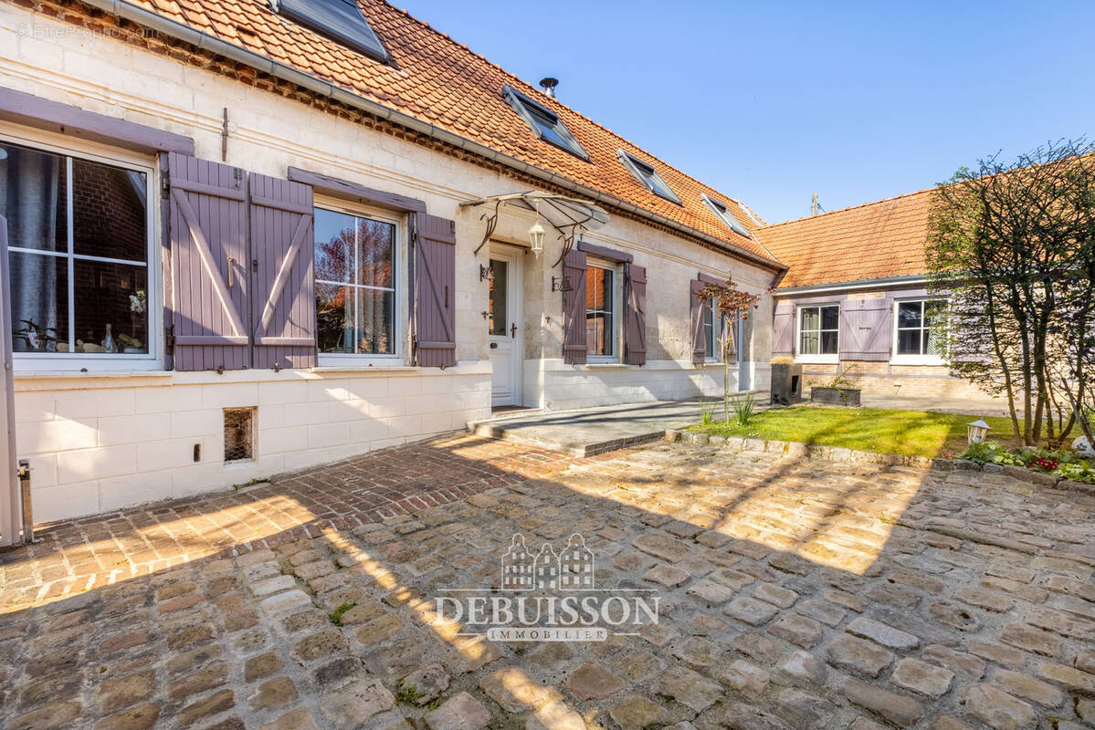 Maison à WANQUETIN