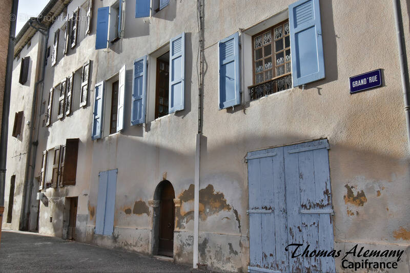 Maison à MEZEL