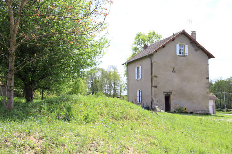 Maison à CUISEAUX