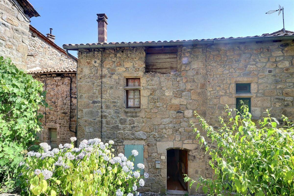Maison à BURZET