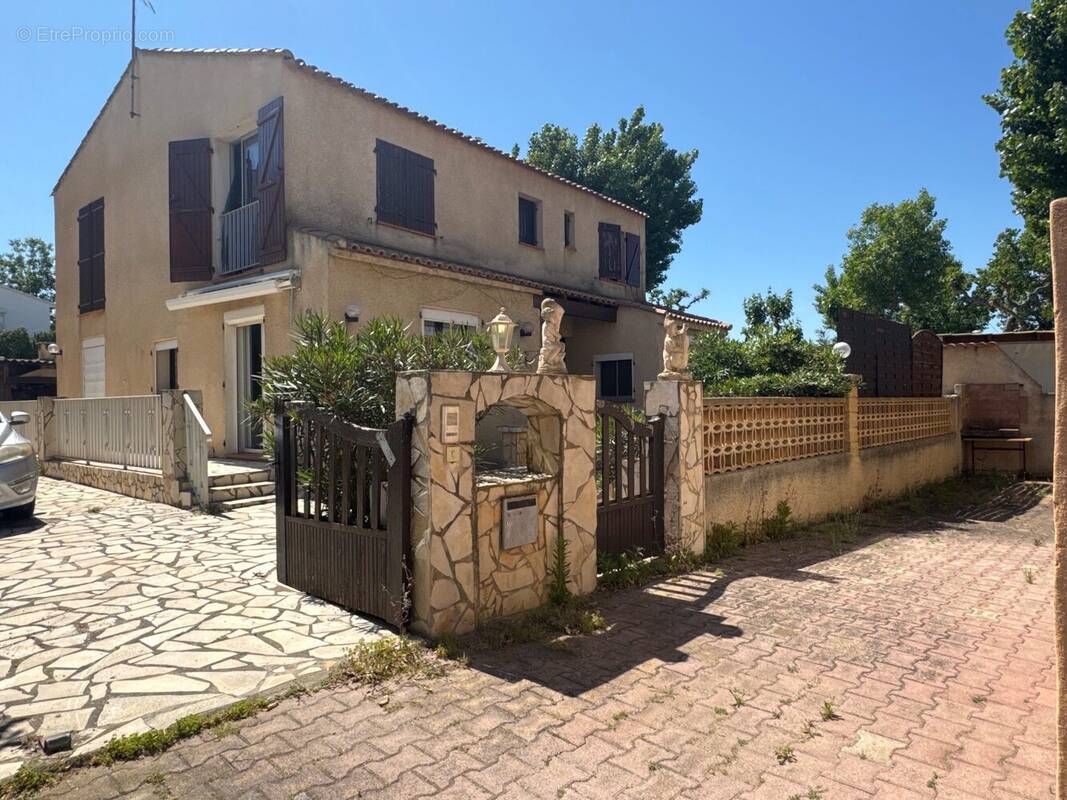 Maison à VALRAS-PLAGE