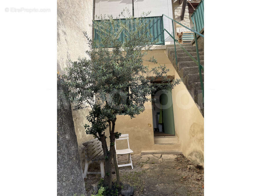 Maison à LE POET-LAVAL