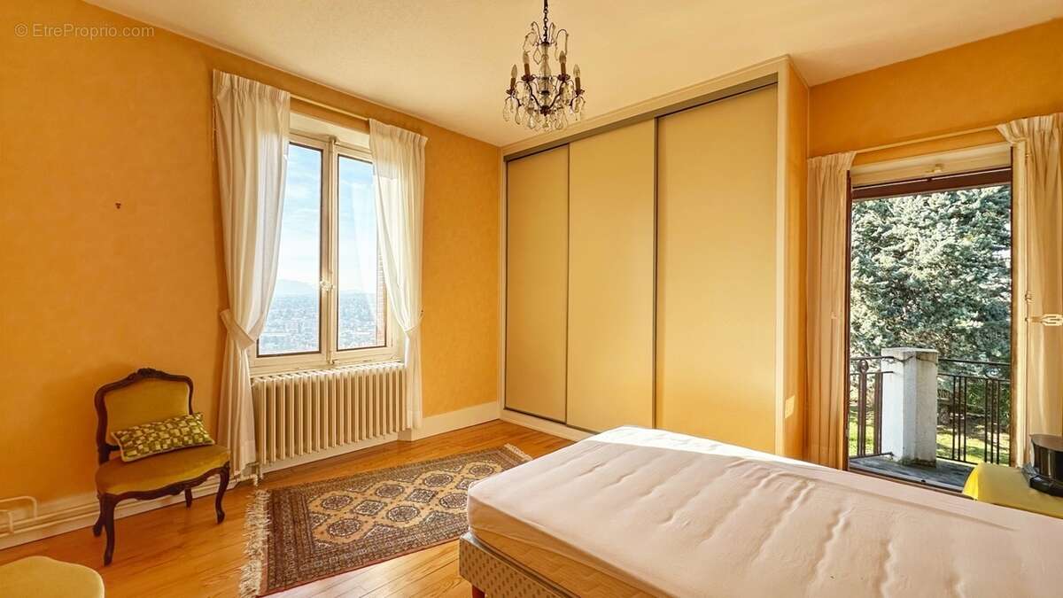 Maison à COUBLEVIE