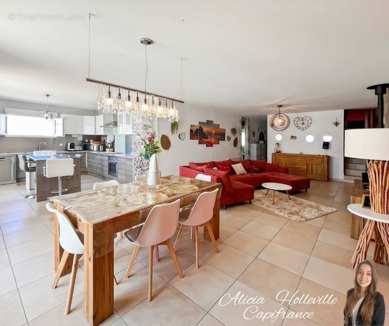 Maison à SAUVIAN