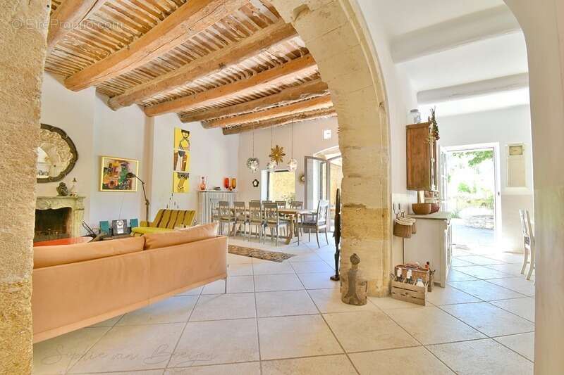Maison à LOURMARIN