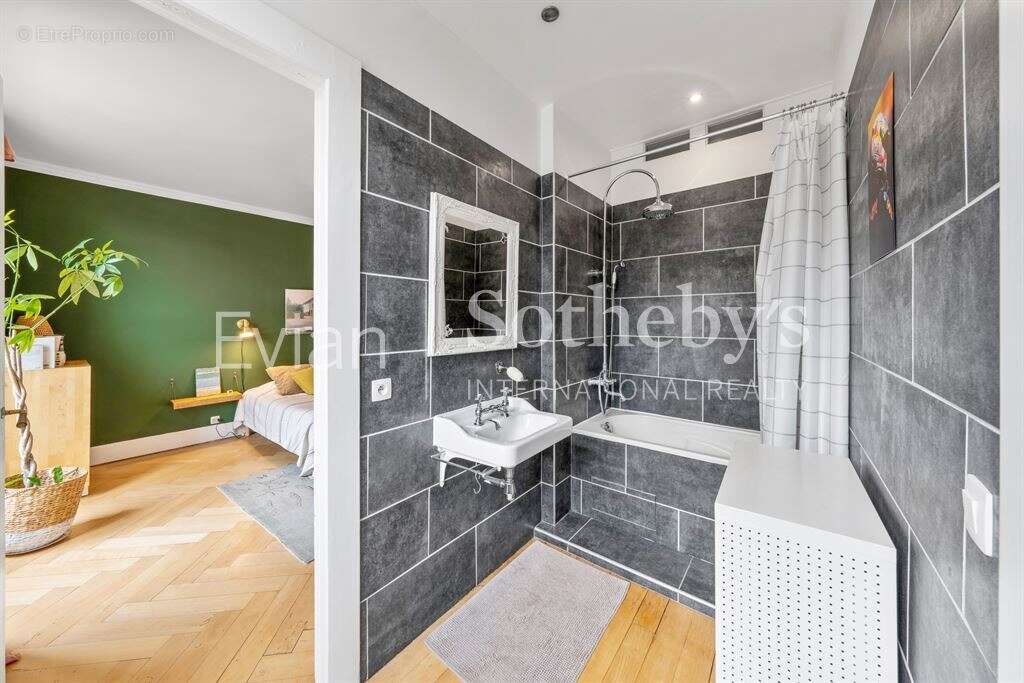 Appartement à EVIAN-LES-BAINS
