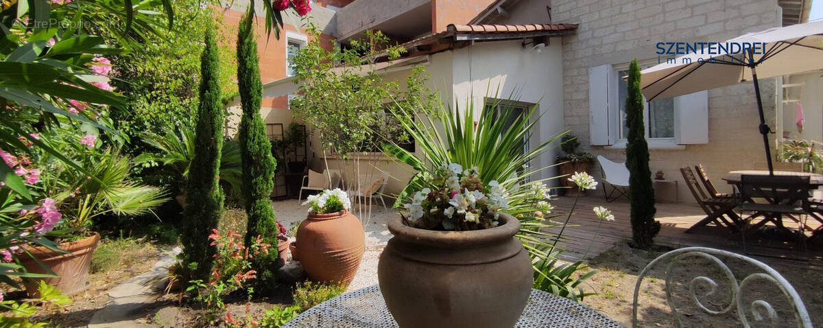 vente;villa;lunel;szentendrei immobilier - Maison à LUNEL