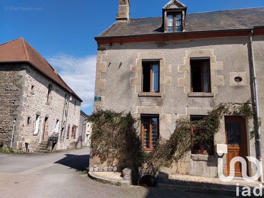 Photo 1 - Maison à CRESSAT