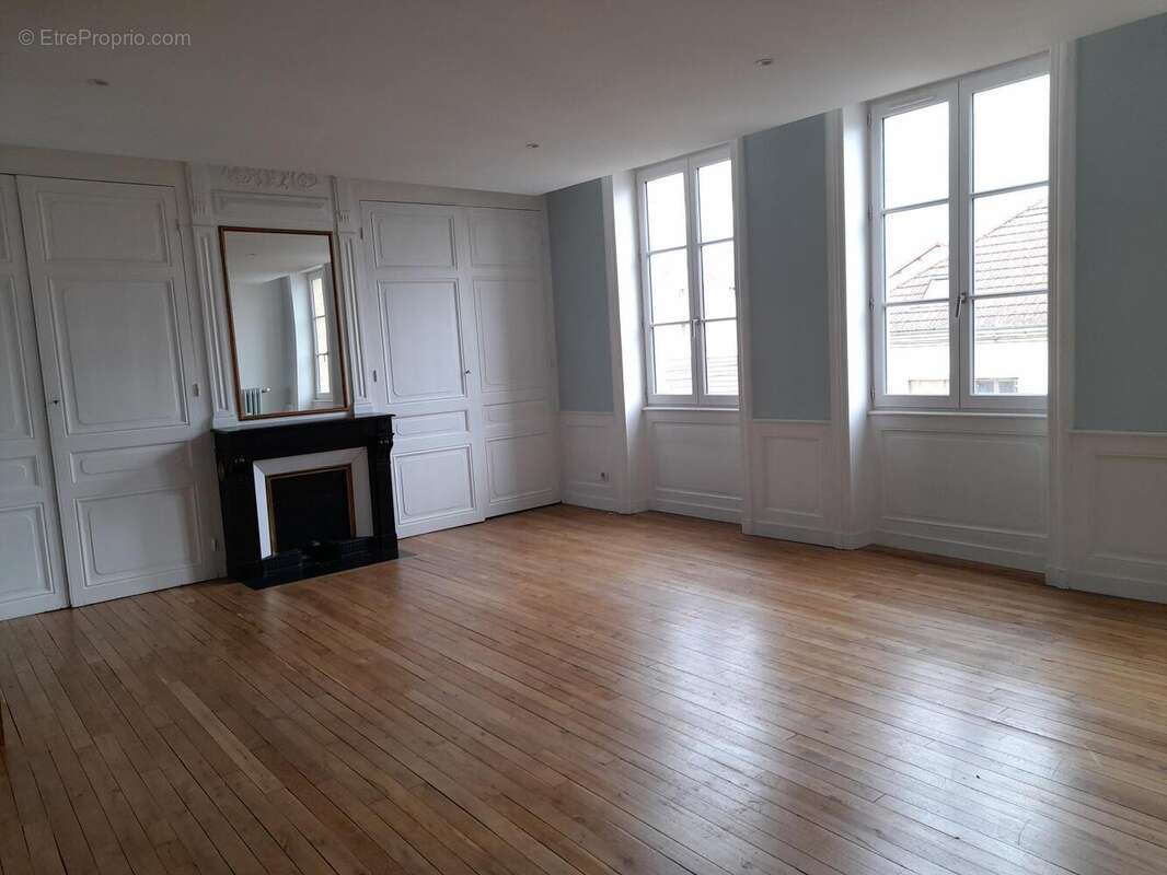 Photo 1 - Appartement à CHARLIEU