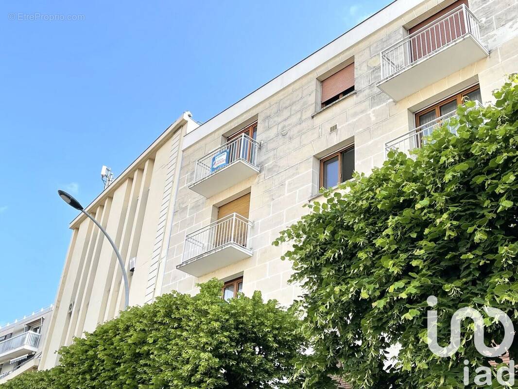 Photo 1 - Appartement à POISSY