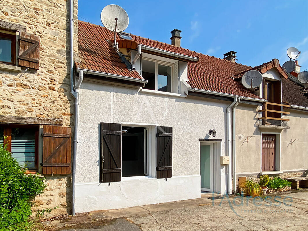 Maison à BREUX-JOUY