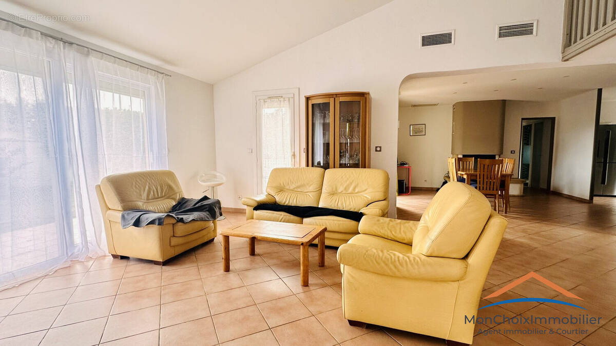 Maison à VILLETELLE