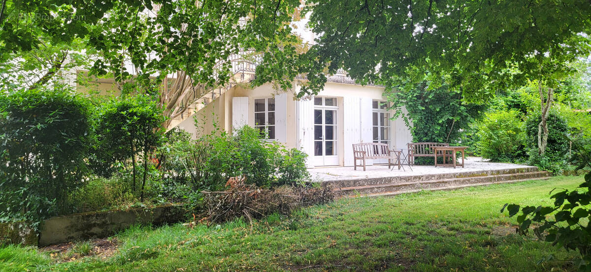 Maison à ILLATS