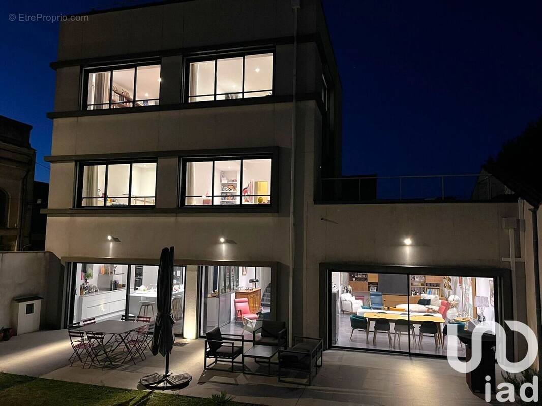 Photo 1 - Maison à COGNAC
