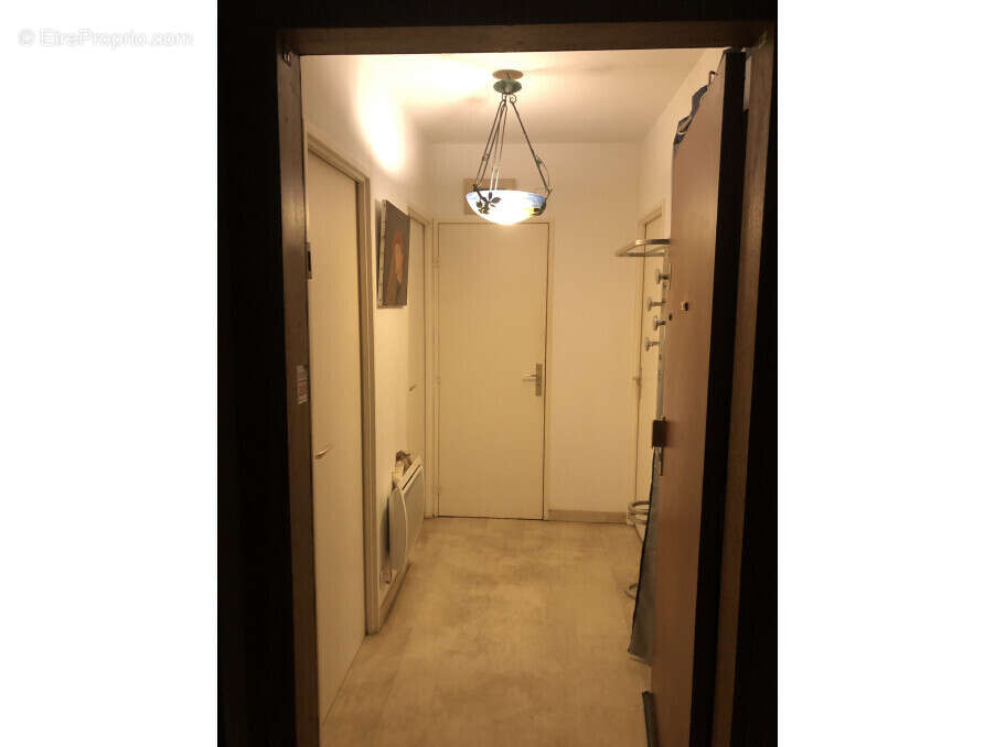 Appartement à MARSEILLE-8E