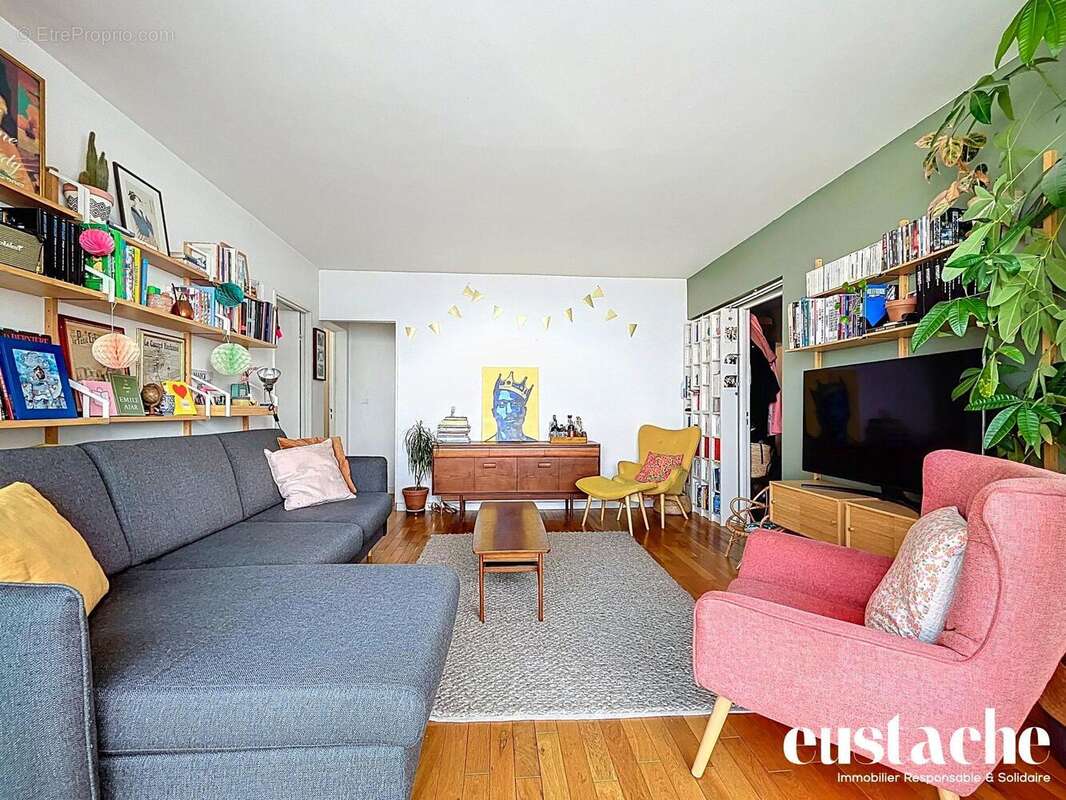 Appartement à PARIS-19E