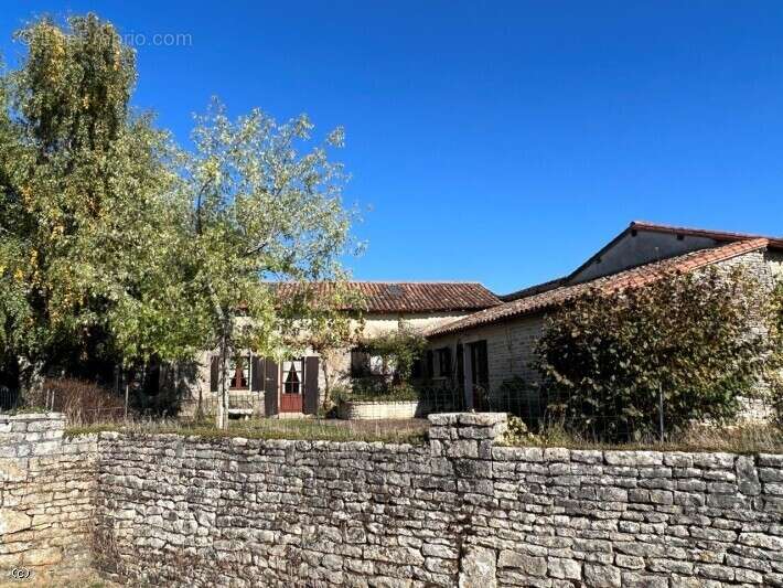 Maison à CIVRAY