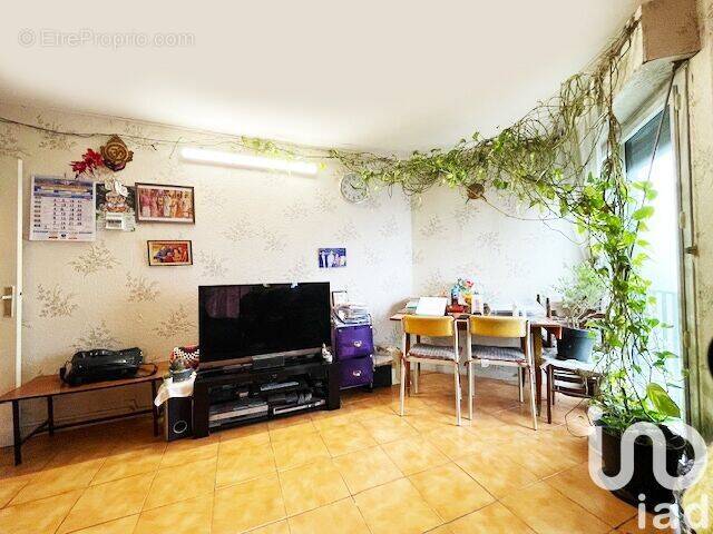 Photo 1 - Appartement à GRIGNY