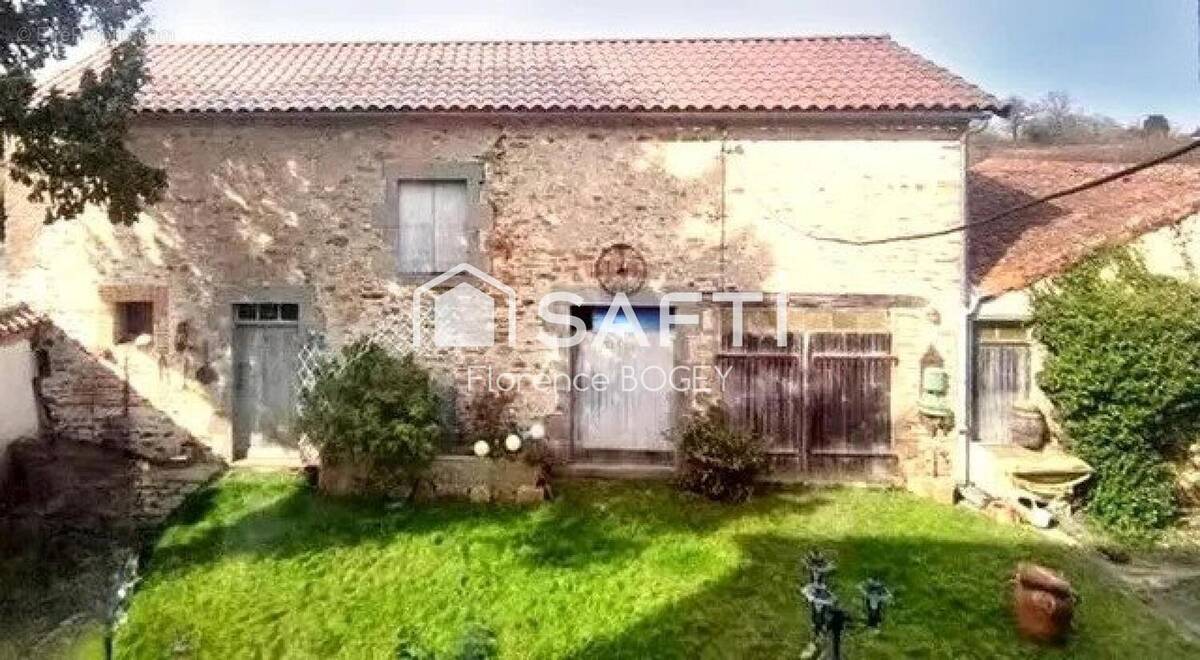 Photo 1 - Maison à BUSSIERE-POITEVINE