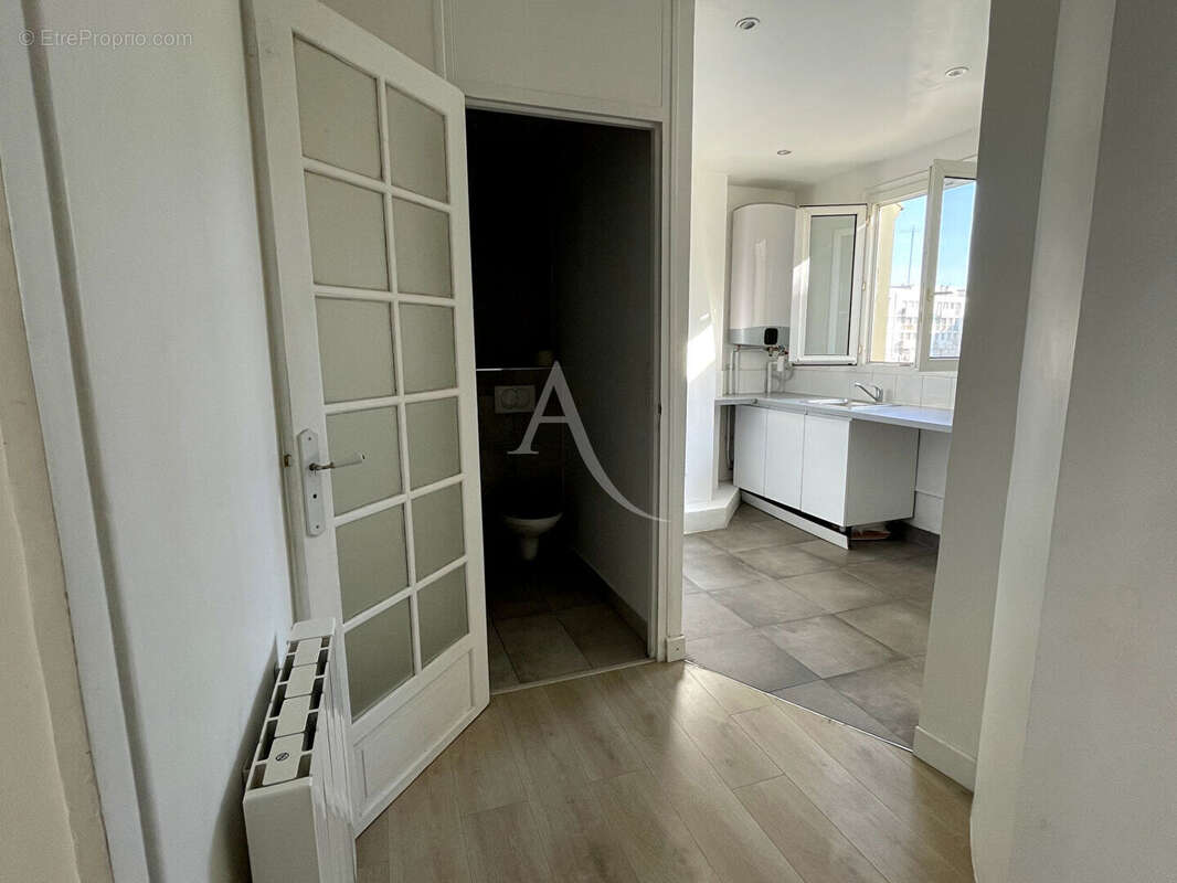 Appartement à PARIS-19E