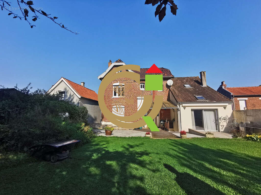 Maison à AUCHY-LES-HESDIN