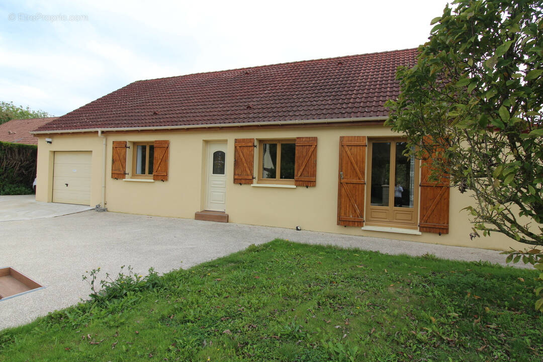 Maison à ABLIS