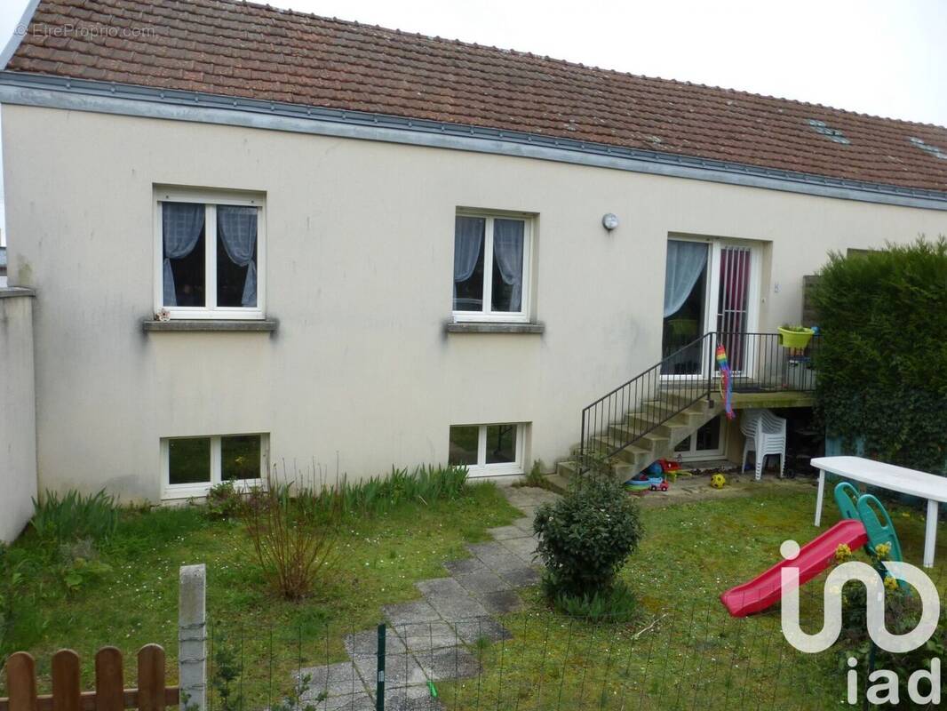 Photo 1 - Maison à DOUE-LA-FONTAINE